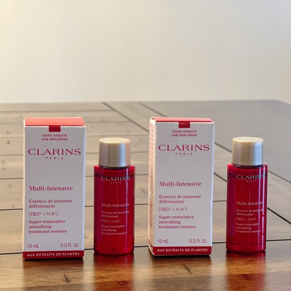 Clarins Super Restorative Smoothing Treatment Essence 20ml - Picture 1 of 2